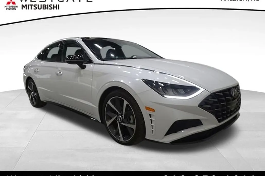 2022 Hyundai Sonata SEL Plus photo 1