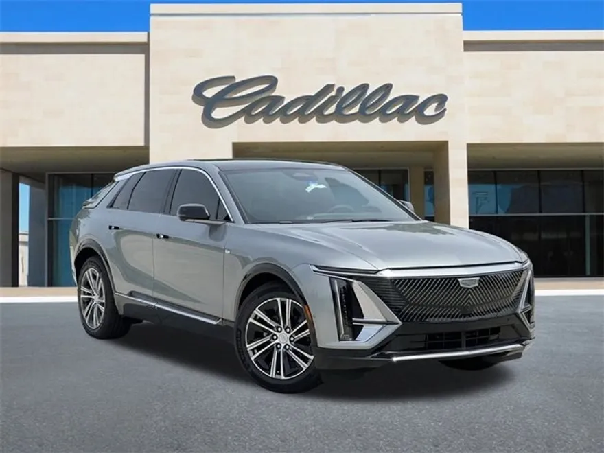 2025 Cadillac Lyriq Luxury photo 1