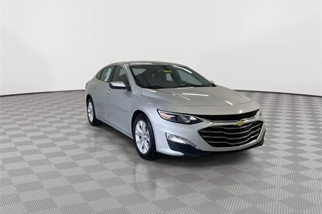2022 Chevrolet Malibu 1LT photo 1