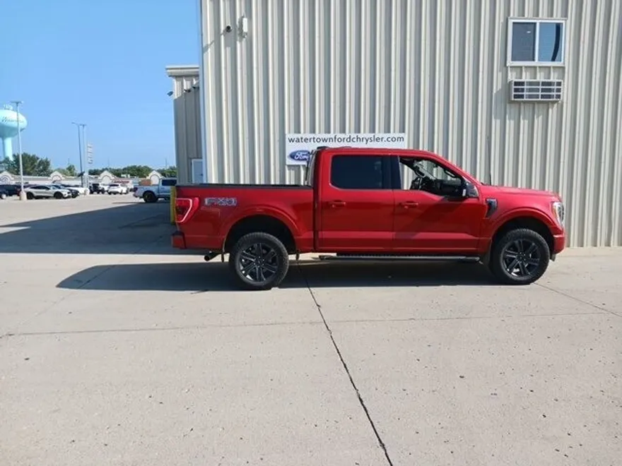 2019 Ford F-150 XLT photo 16