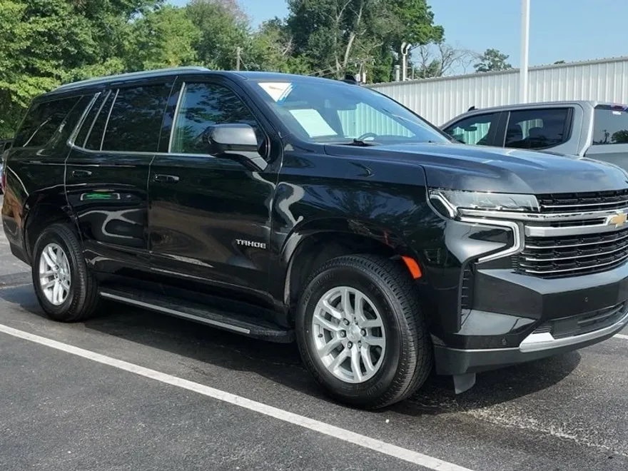 2023 Chevrolet Tahoe LT photo 1