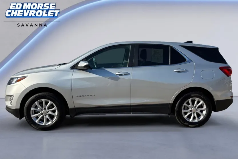 2021 Chevrolet Equinox LT photo 1