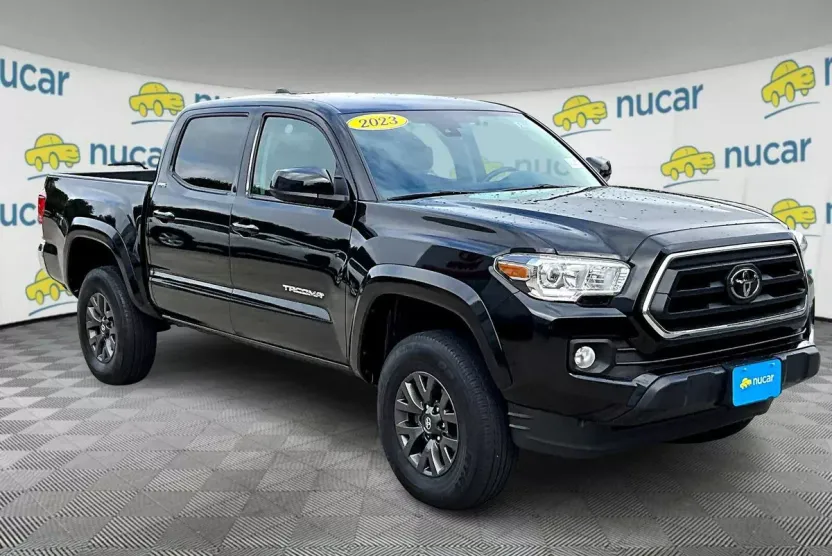 2023 Toyota Tacoma SR5 photo 1