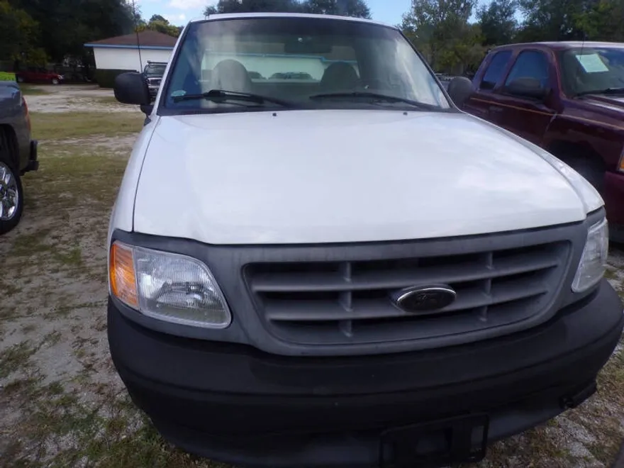 2000 Ford F-150 XL photo 1