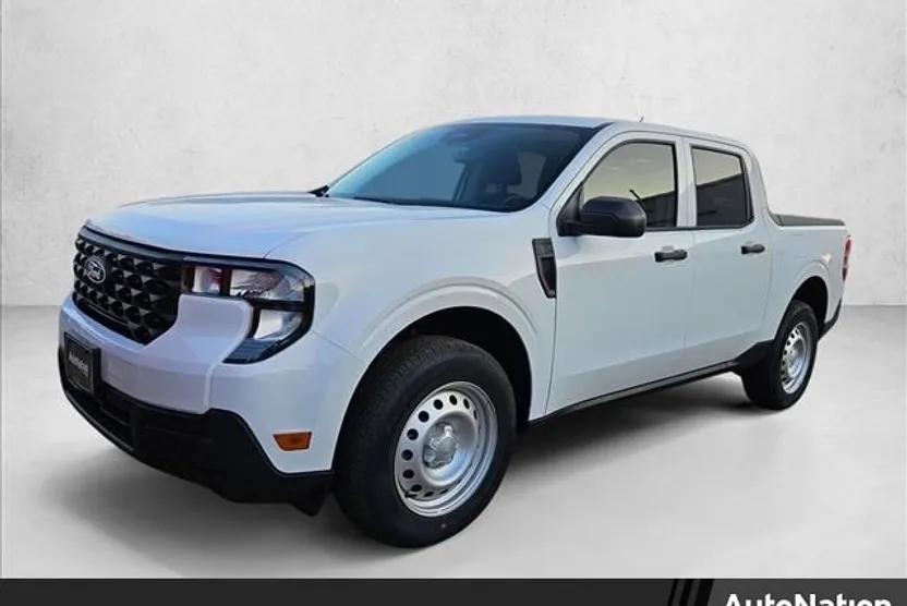 2025 Ford Maverick XL photo 1