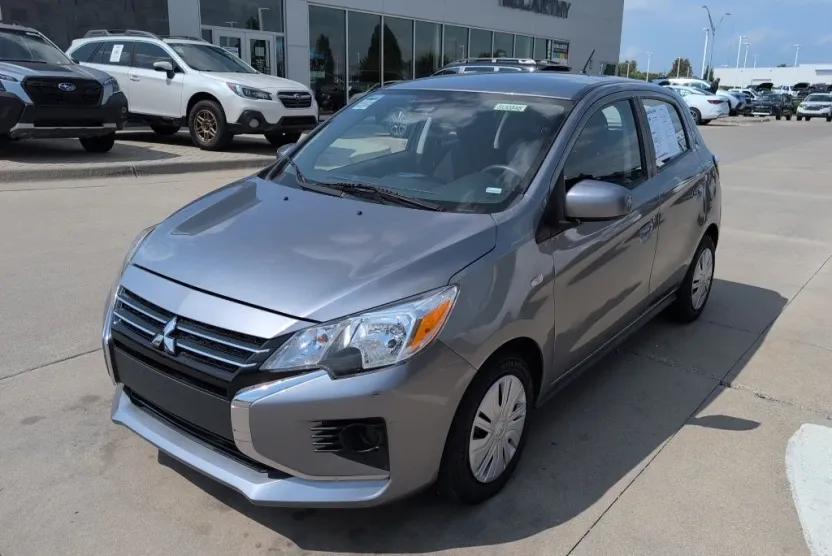 2022 Mitsubishi Mirage ES photo 1