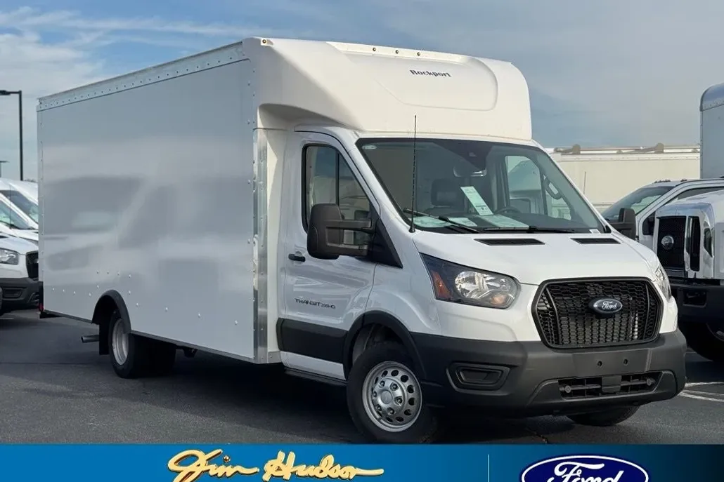 2024 Ford Transit photo 1