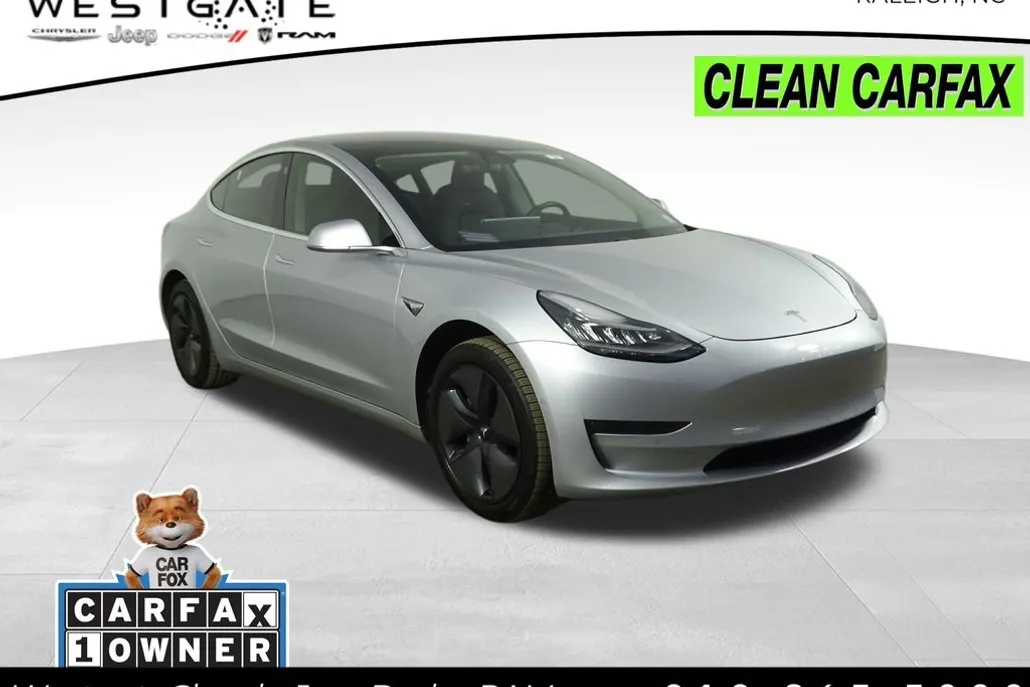 2018 Tesla Model 3 Long Range photo 1