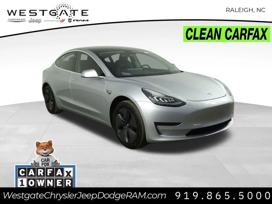 2018 Tesla Model 3 Long Range photo 1