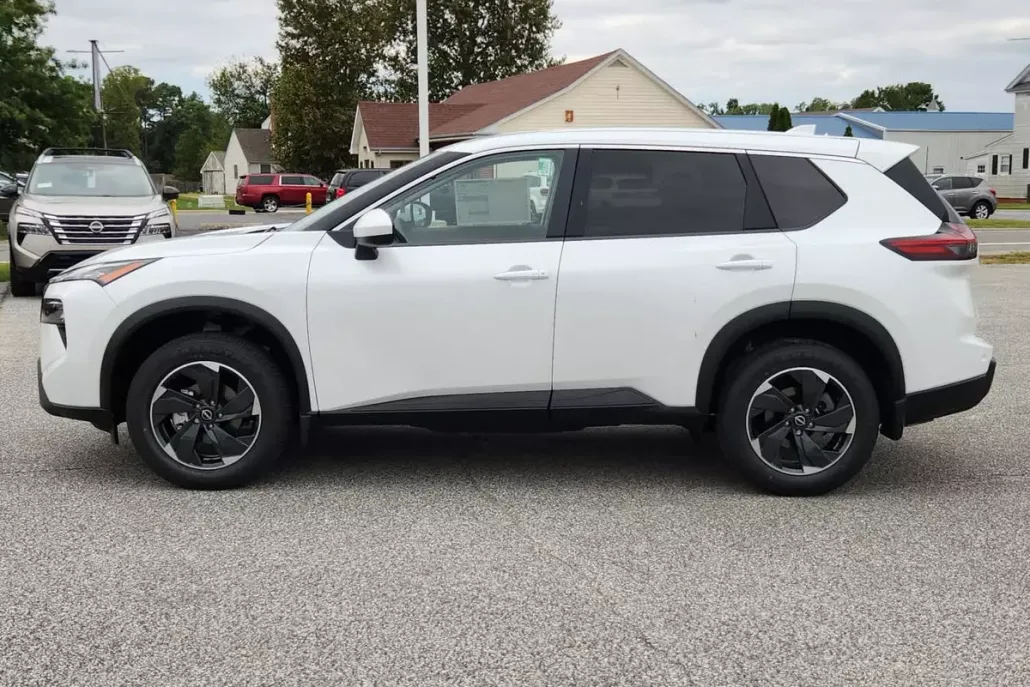 2026 Nissan Rogue SV photo 1