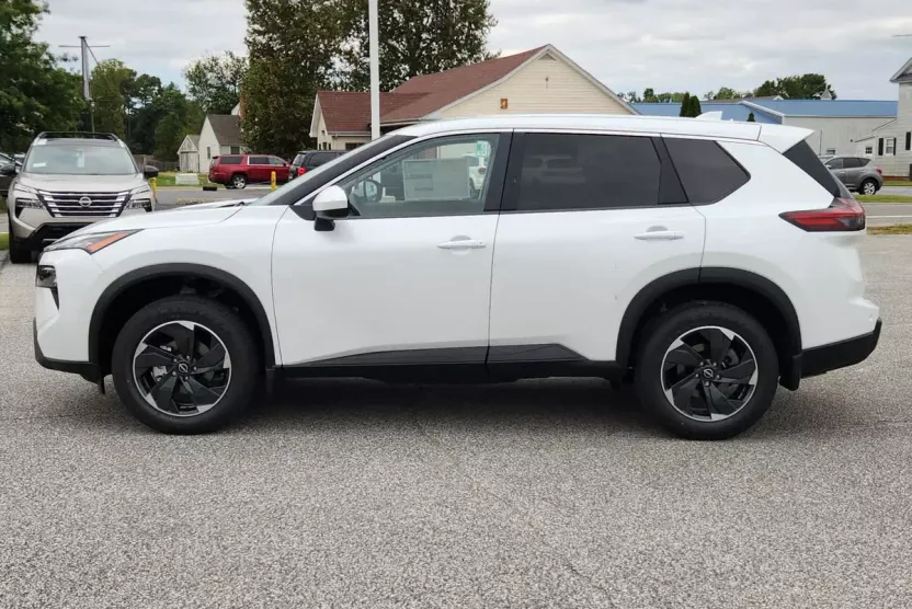 2026 Nissan Rogue SV photo 1