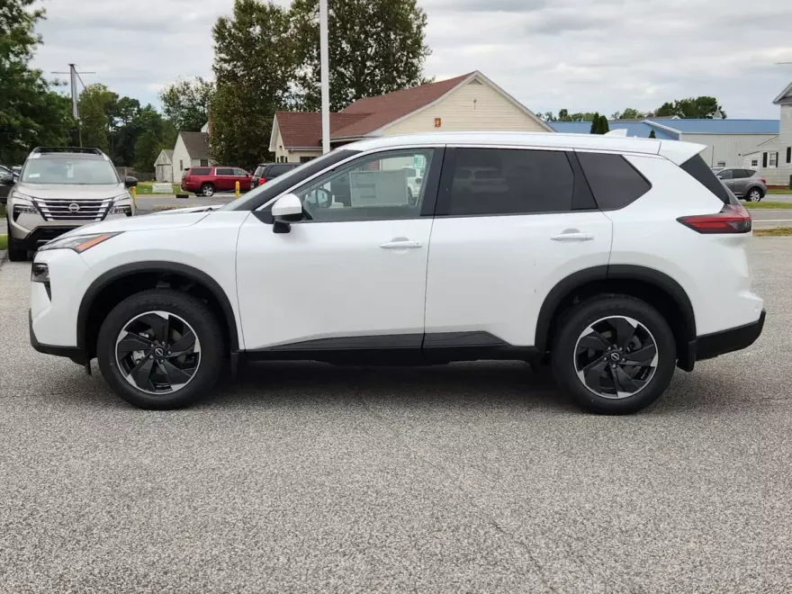 2026 Nissan Rogue SV photo 1