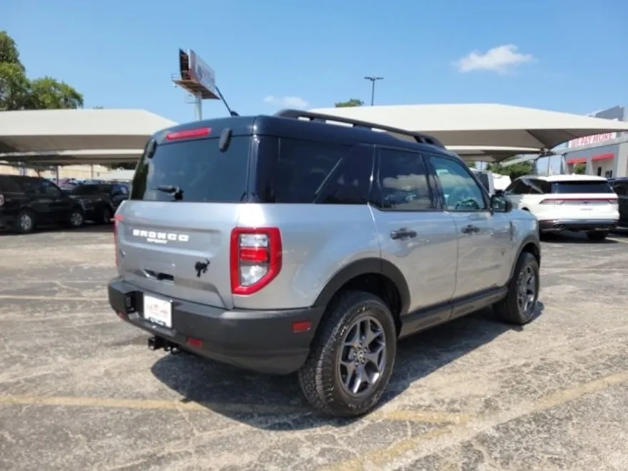 2023 Ford Bronco Sport Badlands photo 1