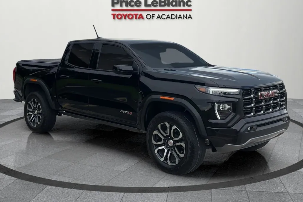 2023 Gmc Canyon AT4 photo 1