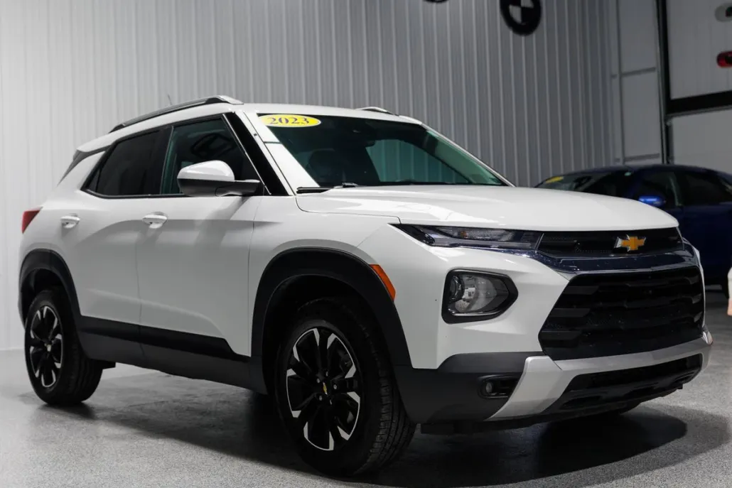 2023 Chevrolet Trailblazer LT photo 1