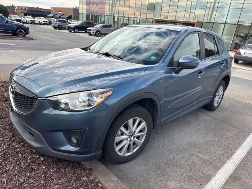 2015 Mazda CX-5 Touring photo 1