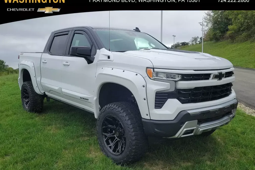 2024 Chevrolet Silverado 1500 RST photo 1
