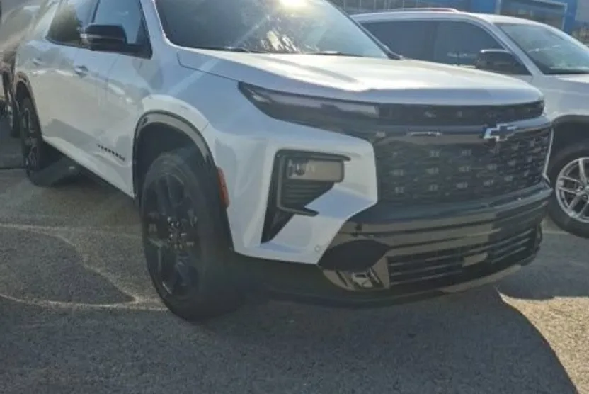 2026 Chevrolet Traverse RS photo 1
