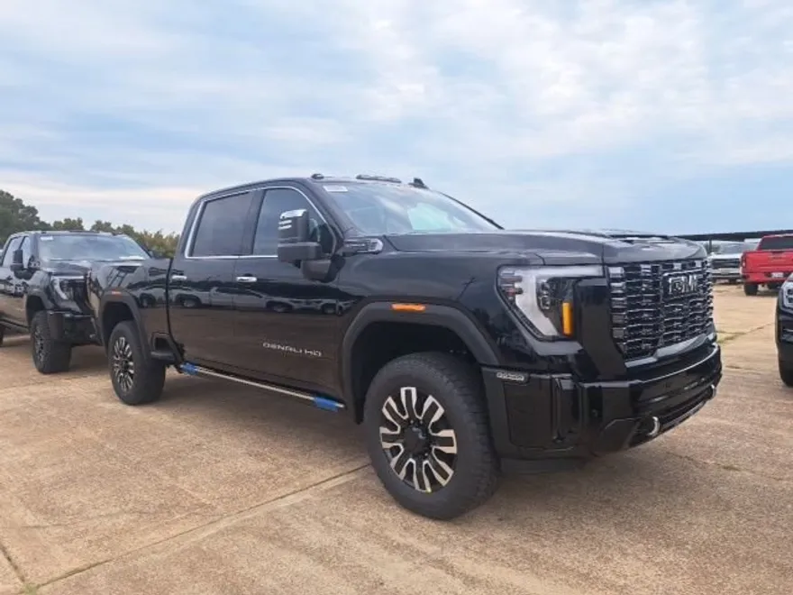 2026 Gmc Sierra 2500 HD Denali Ultimate photo 1