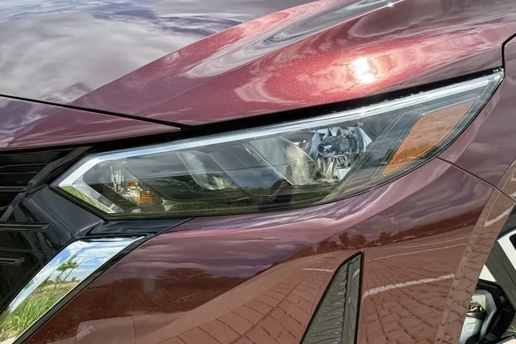 2025 Nissan Sentra SV photo 1