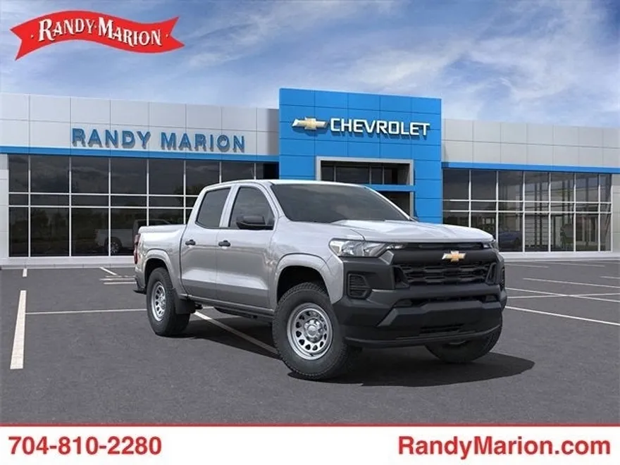 2025 Chevrolet Colorado LT photo 1