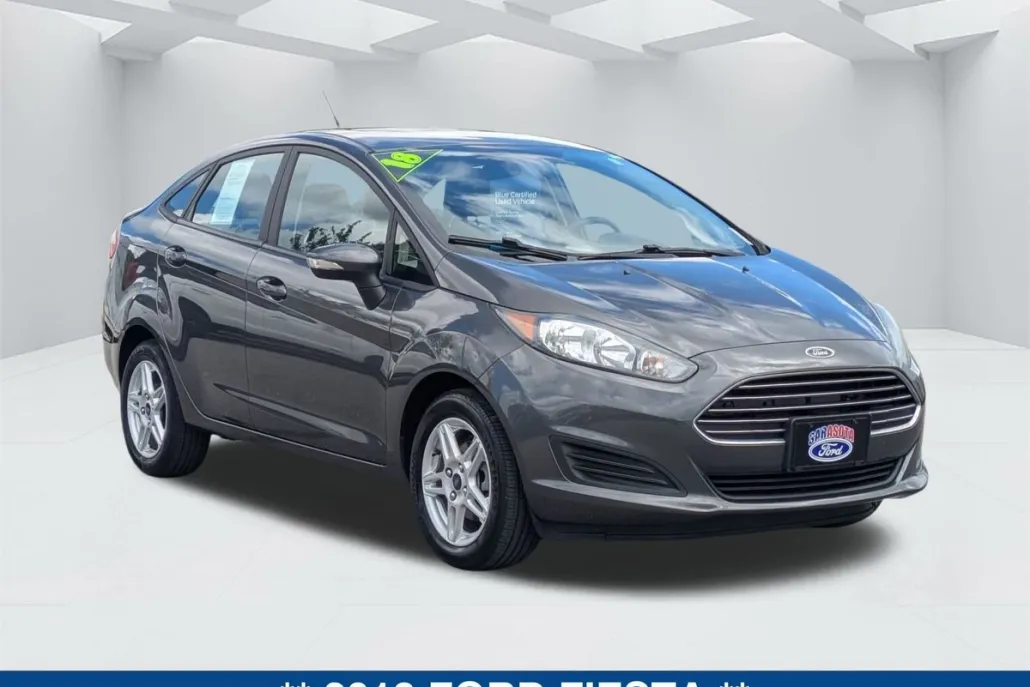 2018 Ford Fiesta SE photo 1