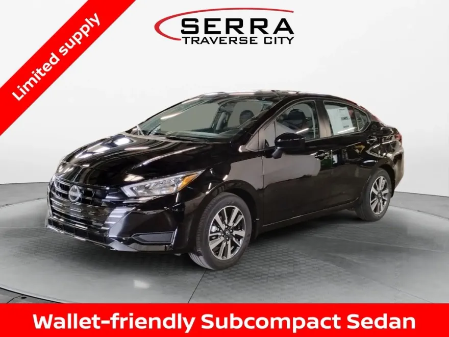 2025 Nissan Versa 1.6 SV photo 1