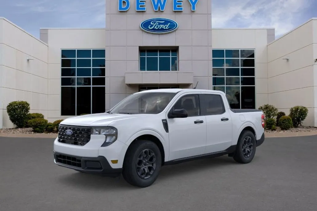 2025 Ford Maverick XLT photo 1