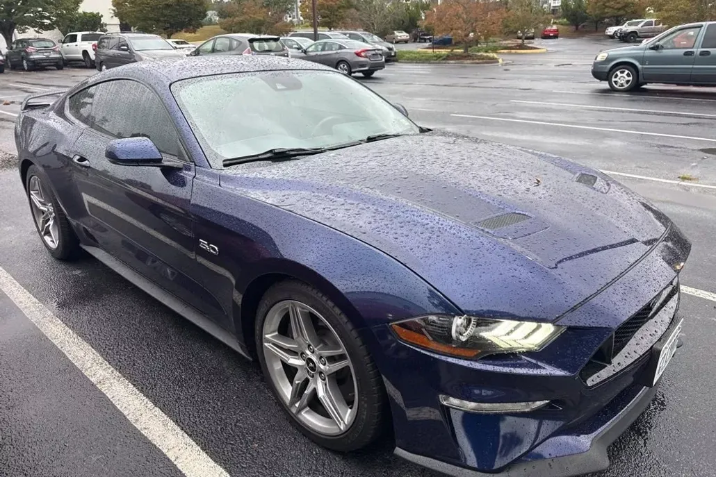 2020 Ford Mustang GT Premium photo 1
