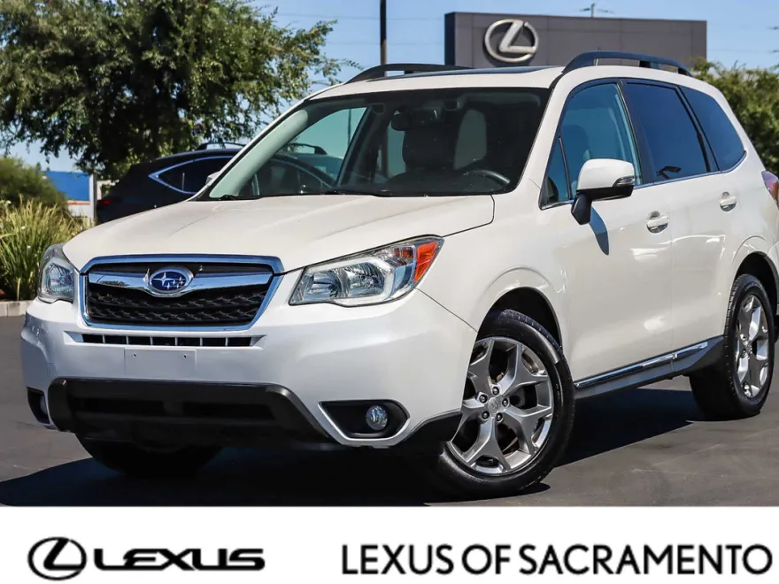 2015 Subaru Forester 2.5i Touring photo 1