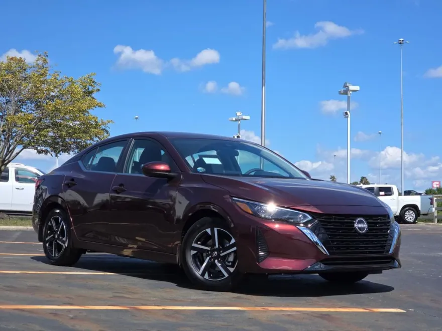 2025 Nissan Sentra SV photo 1