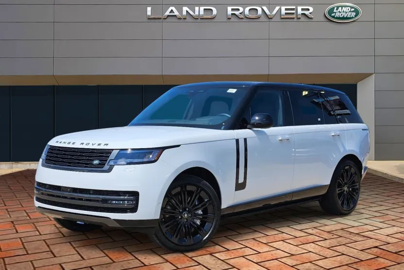 2025 Land Rover Range Rover SE photo 1