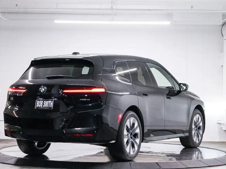 2026 Bmw iX photo 6