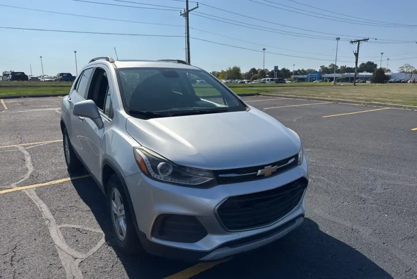 2018 Chevrolet Trax LT photo 1