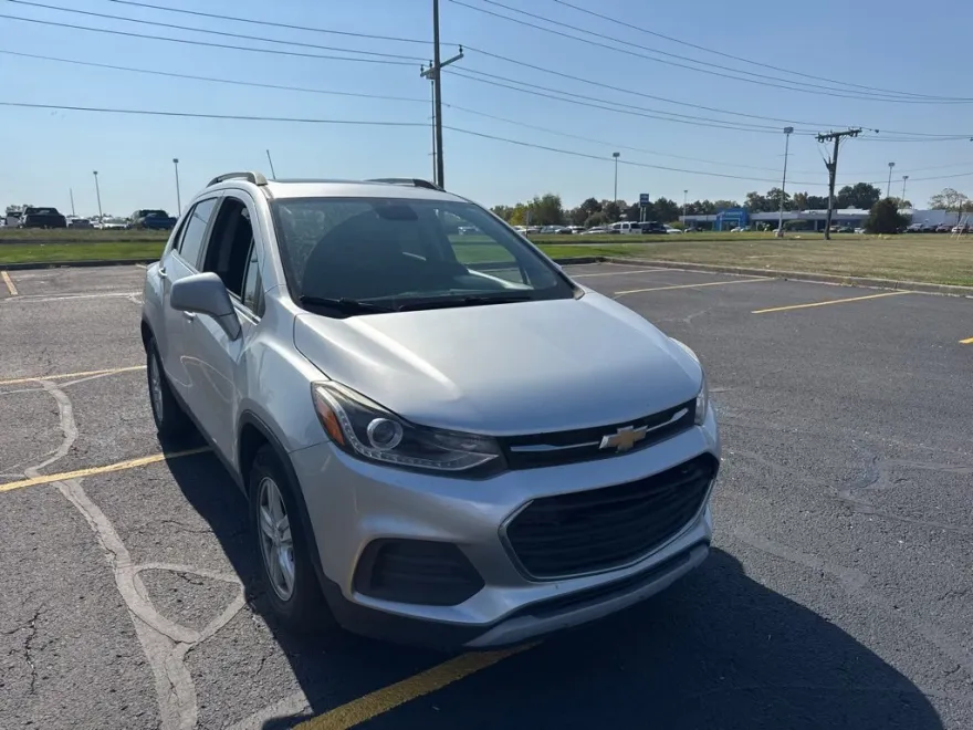 2018 Chevrolet Trax LT photo 1