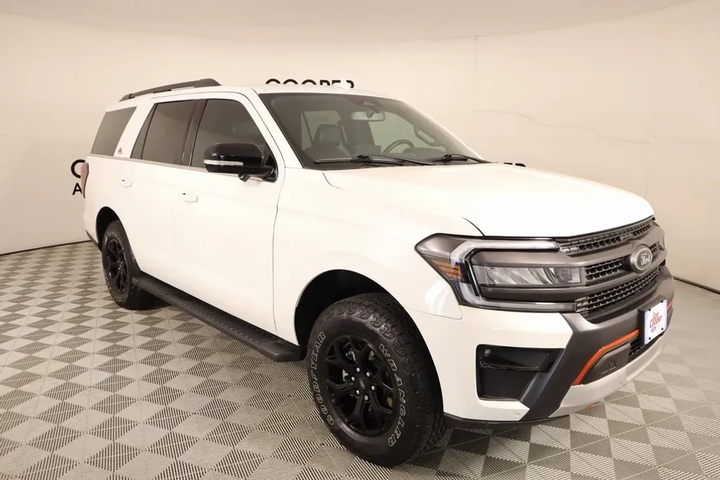 2024 Ford Expedition Timberline photo 1