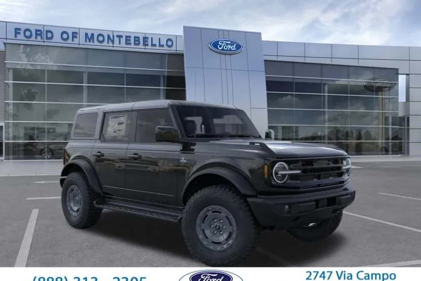 2025 Ford Bronco Outer Banks photo 1