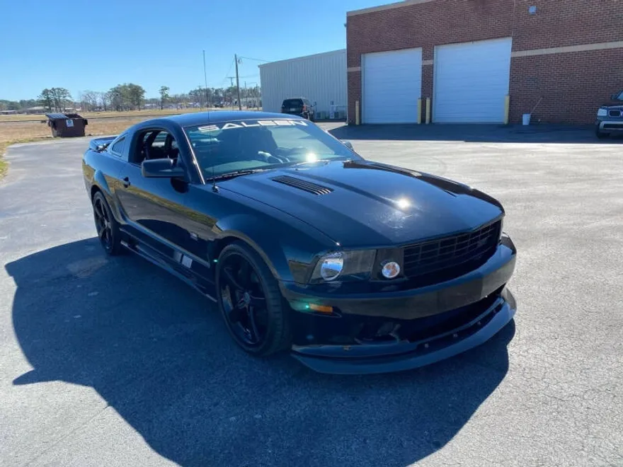 2007 Ford Mustang GT photo 1