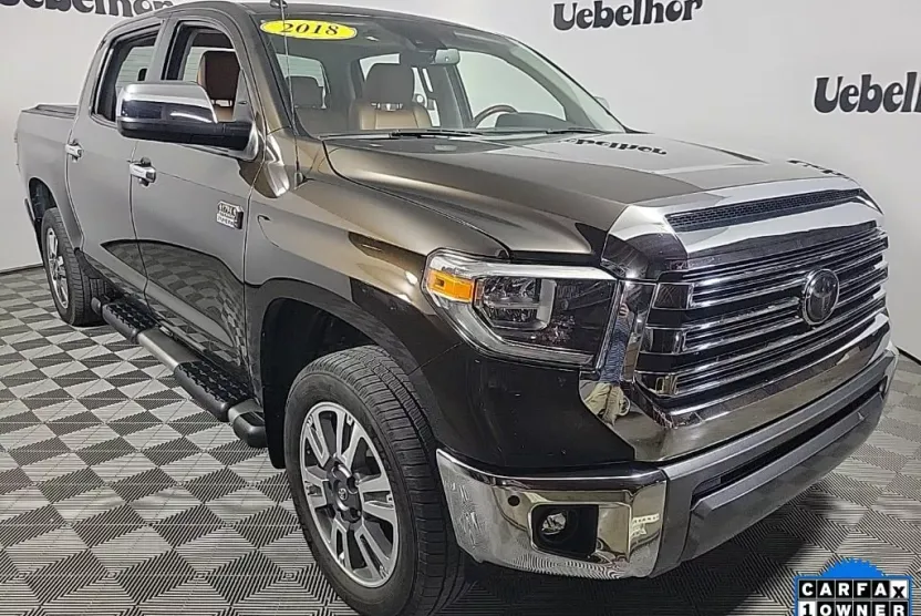 2018 Toyota Tundra SR5 photo 1