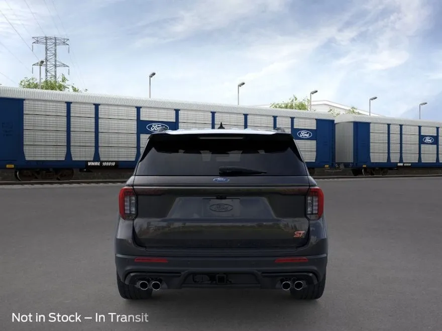 2025 Ford Explorer ST photo 1