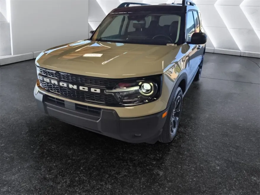 2025 Ford Bronco Sport Outer Banks photo 1