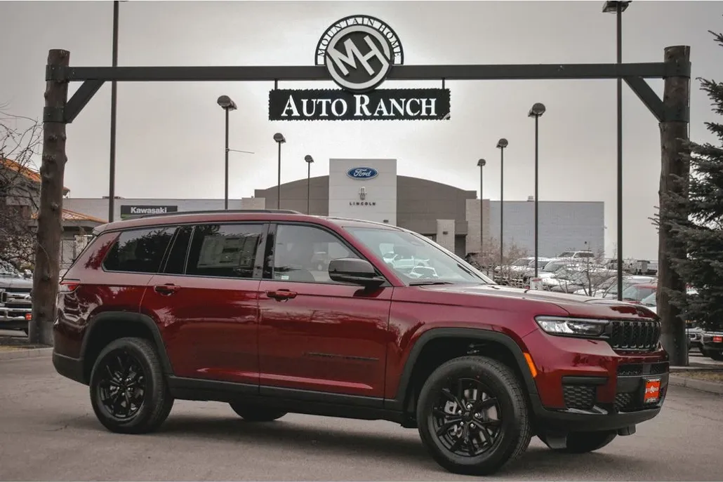 2025 Jeep Grand Cherokee Altitude X photo 1