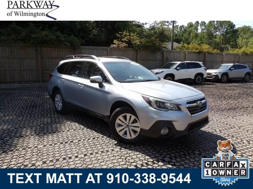 2019 Subaru Outback 2.5i Premium photo 1