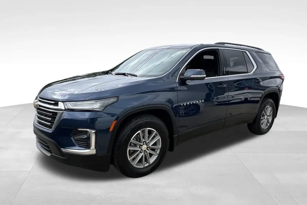 2023 Chevrolet Traverse photo 1
