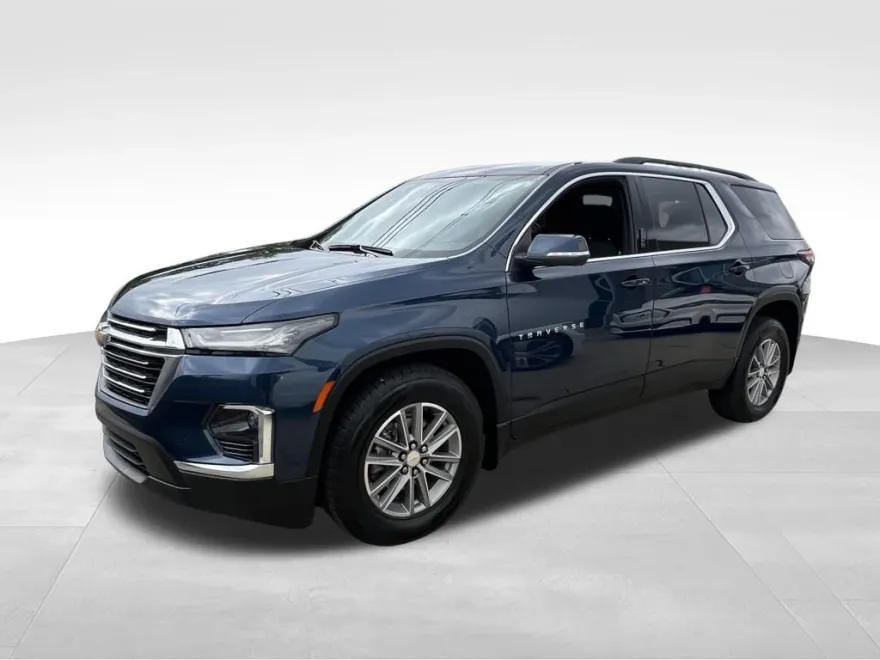2023 Chevrolet Traverse photo 1