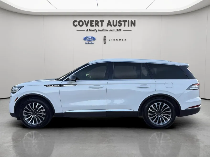 2022 Lincoln Aviator Reserve photo 1
