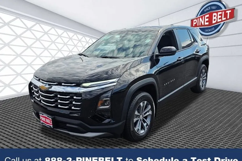 2026 Chevrolet Equinox LT photo 1