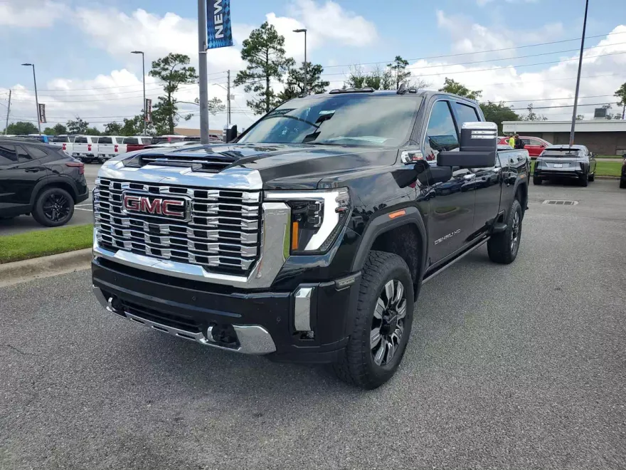 2025 Gmc Sierra HD Denali photo 1