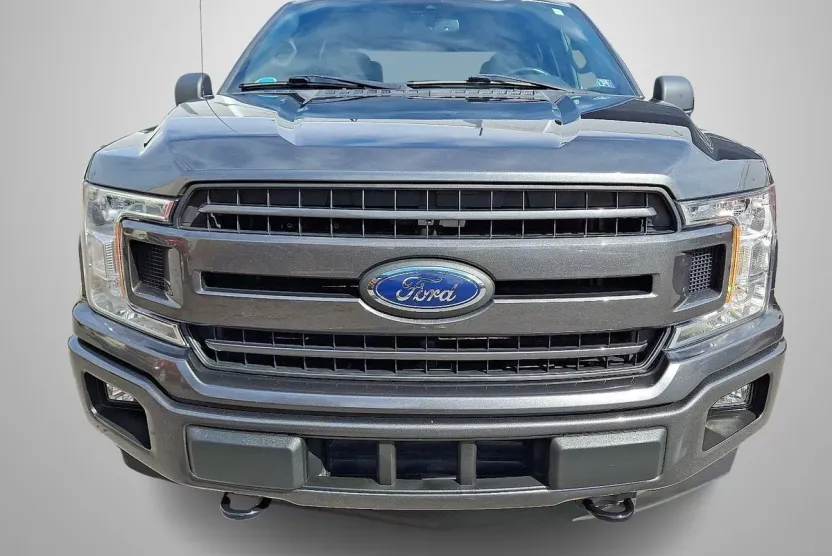 2019 Ford F-150 XLT photo 1