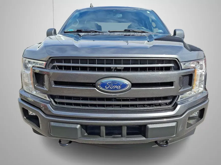 2019 Ford F-150 XLT photo 1